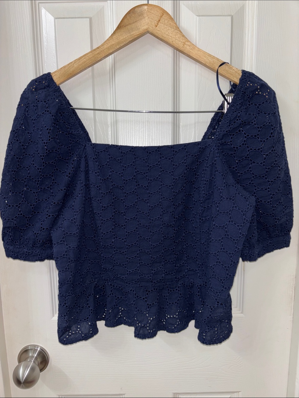 Draper James Navy Eyelet Square-Neck Puff Sleeve Top Run small. Fits like size S